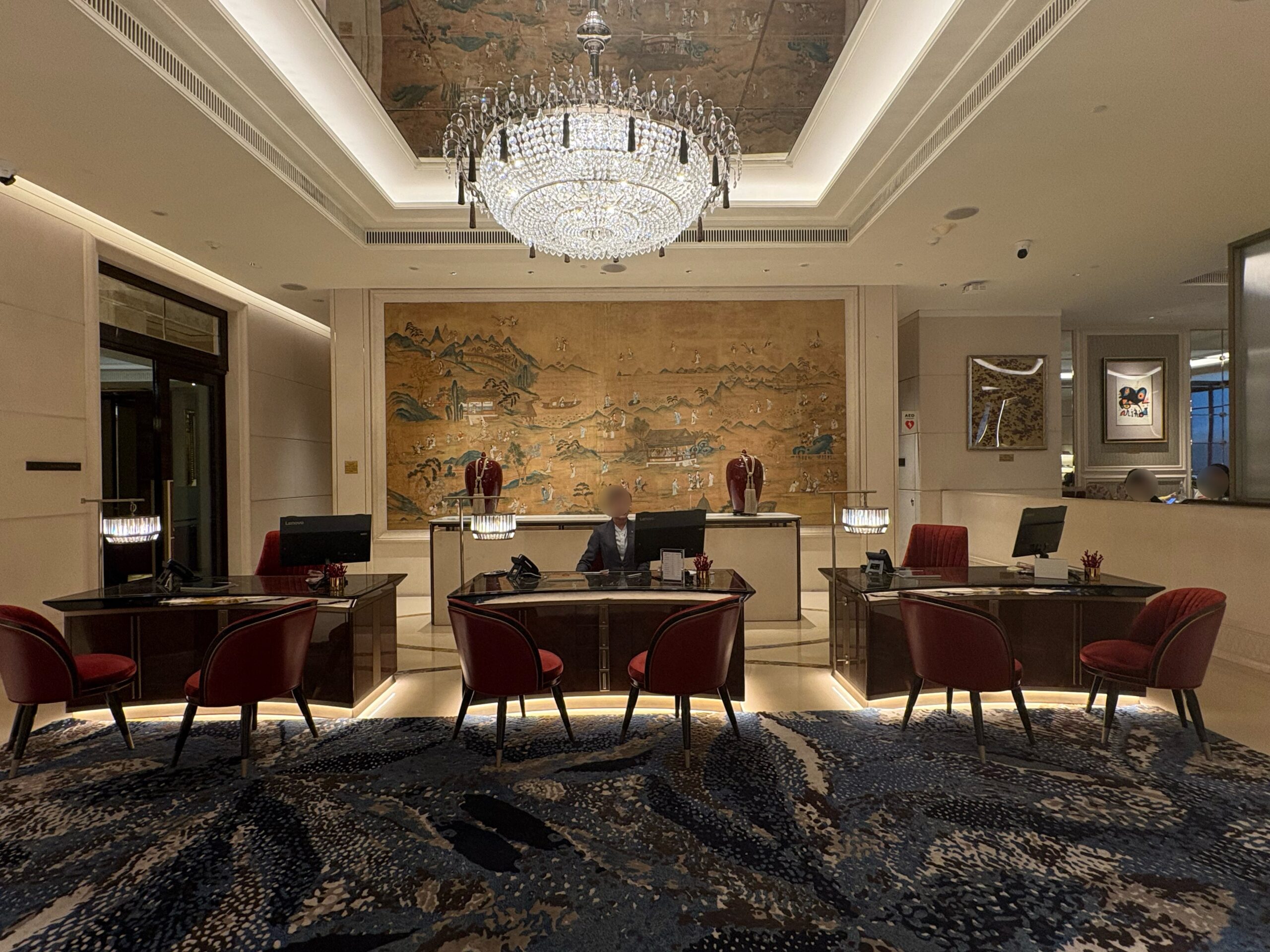 新加坡瑞吉酒店入住评测:华丽翻新后的艺术殿堂,铂金会籍体验全纪录