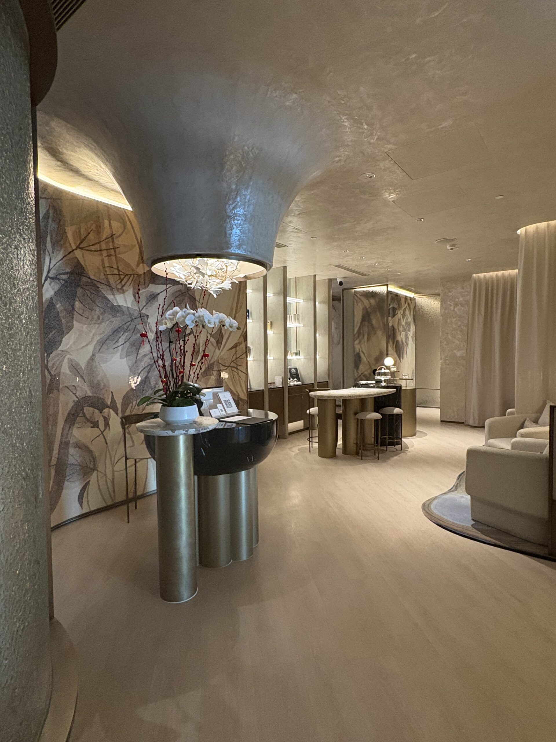 新加坡瑞吉酒店入住评测:华丽翻新后的艺术殿堂,铂金会籍体验全纪录