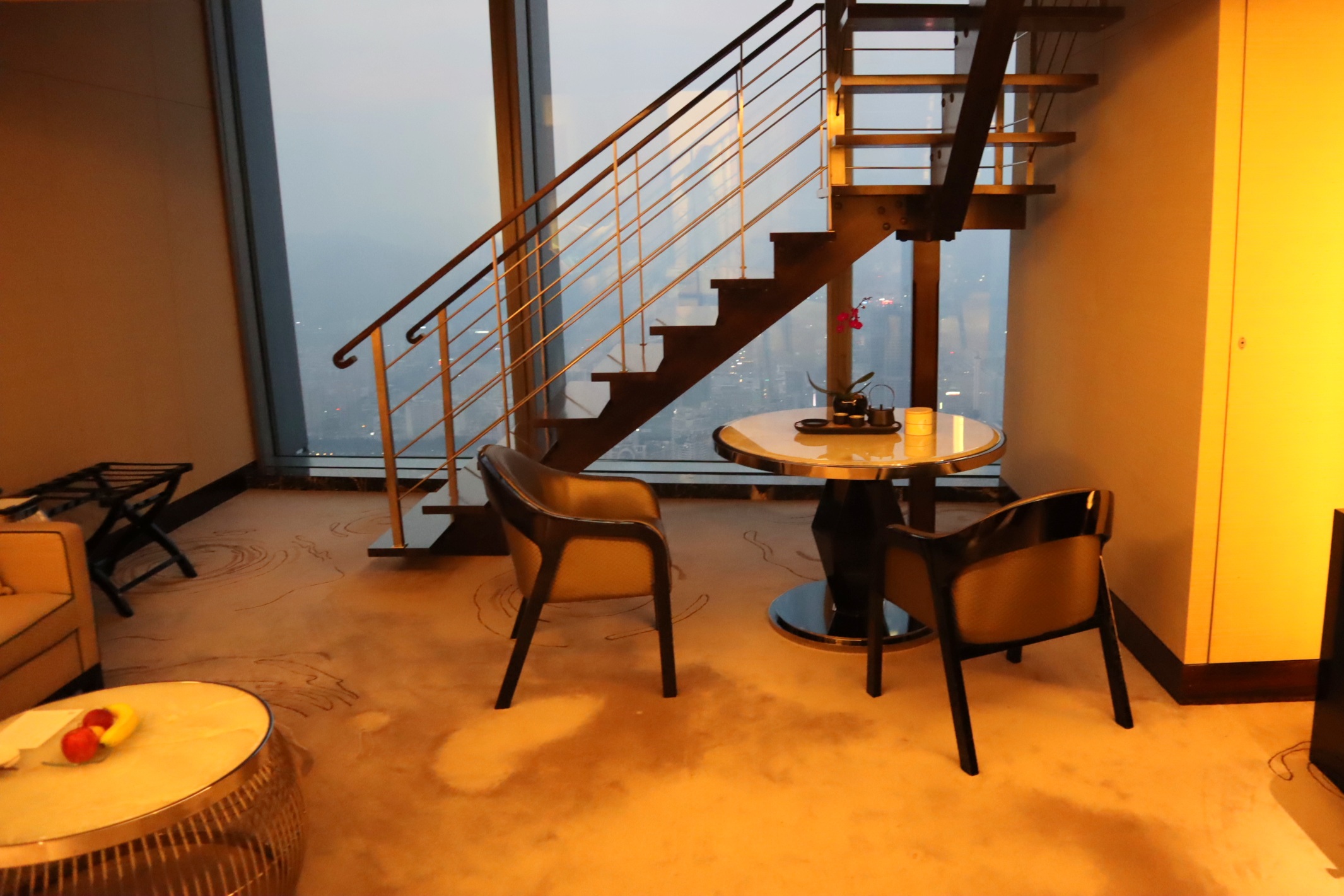 新加坡瑞吉酒店入住评测:华丽翻新后的艺术殿堂,铂金会籍体验全纪录