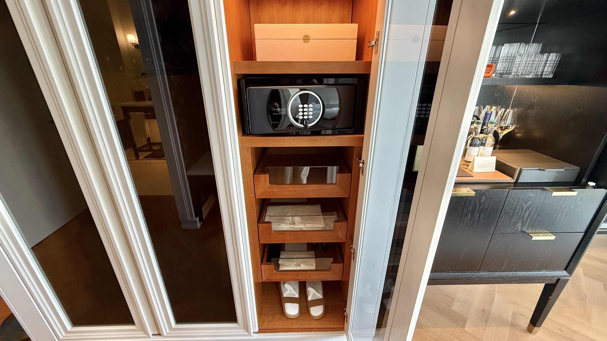 伦敦泰晤士河柏悦酒店实测：温网期间闹中取静的积分兑换之选