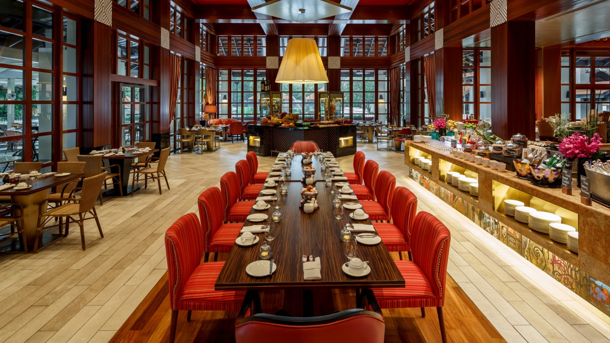 雅高 ALL Accor+ Explorer 限时注册送餐饮券:价值约30–50加元、仅限12个市场,加拿大用户需注意使用限制