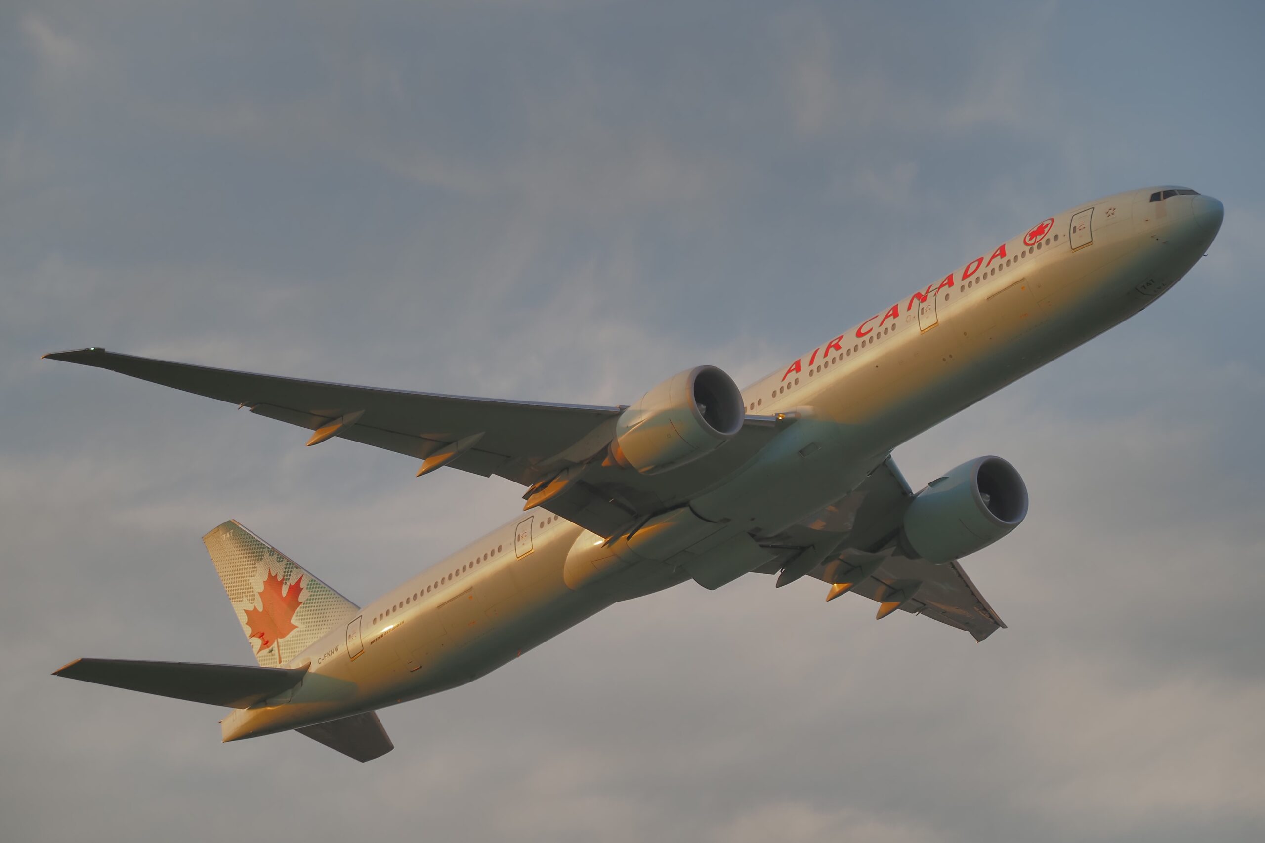 加拿大航空波音 777-300ER