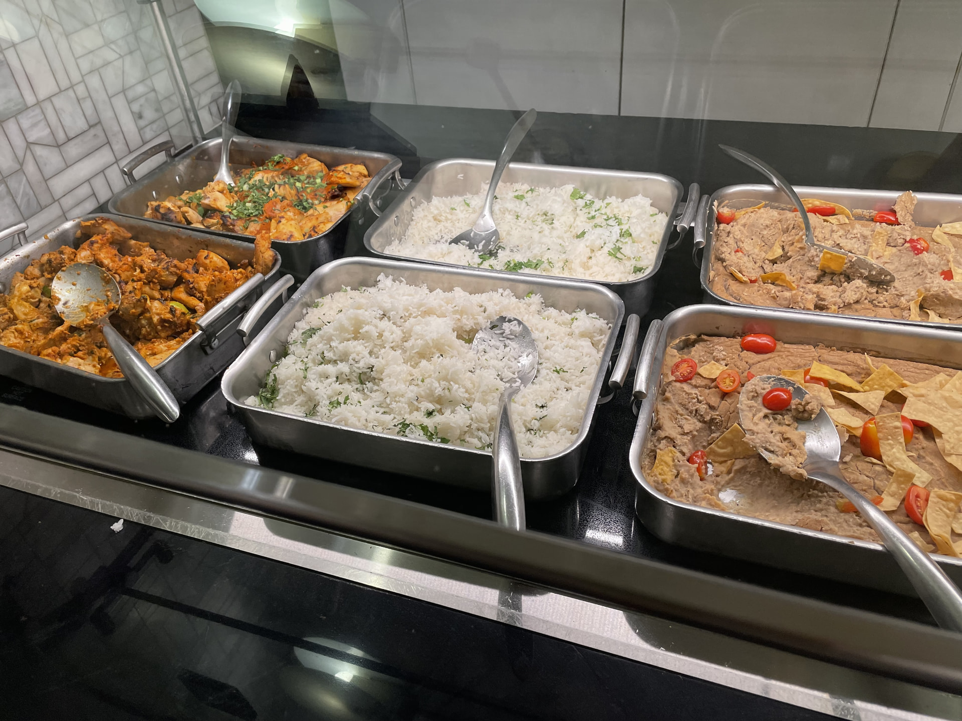 热菜：米饭与炖菜