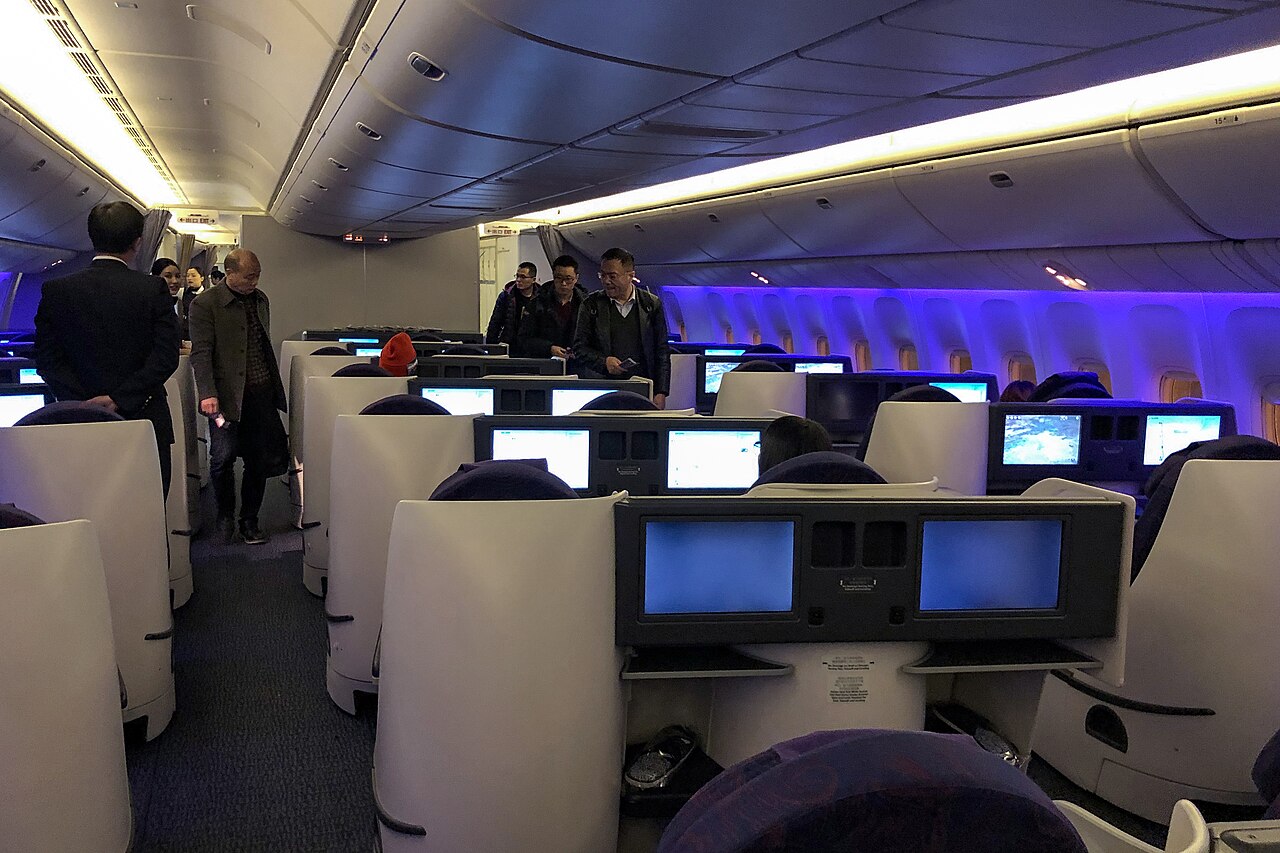 国航波音 777-300ER 公务舱
