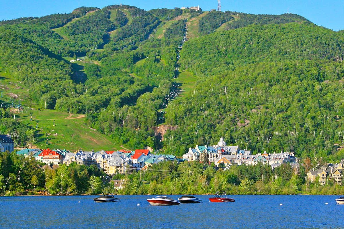 翠湖山庄 Tremblant 2026–2027 全攻略：滑雪季、世界杯、四季节庆与积分酒店