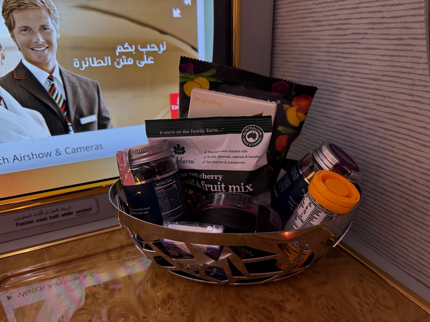 阿联酋A380头等舱实测：三小时孟买飞迪拜，淋浴、早餐与机组服务依然惊艳
