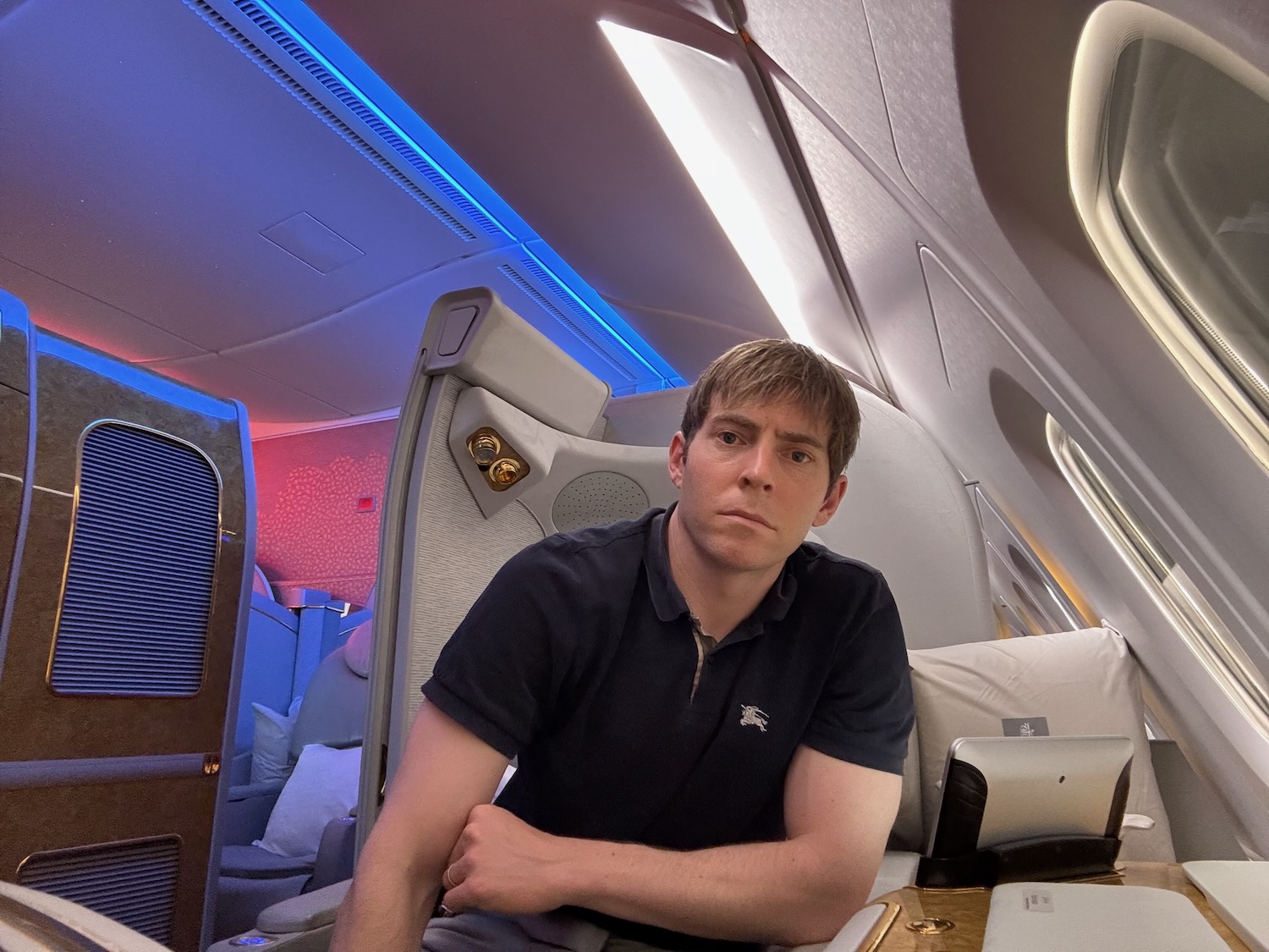 阿联酋A380头等舱实测：三小时孟买飞迪拜，淋浴、早餐与机组服务依然惊艳
